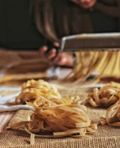 Hvordan laver man pasta?